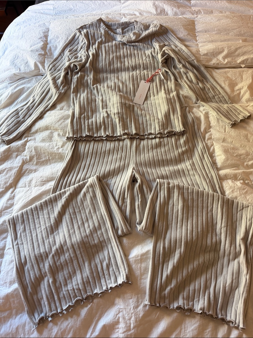 Yogalicious Ribbed Two-Piece Lounge Set - Cream